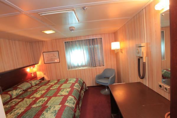 First class cabin with attached toilet & bath tub First class cabin with attached toilet & bath tub